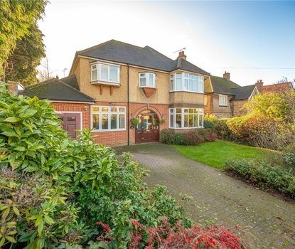5 Bedroom House For SaleHouse For Sale in Jennings Road, St Albans, Hertfordshire - Collinson Hall