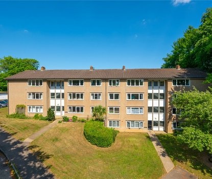 3 Bedroom Apartment For SaleApartment For Sale in Tudor Road, St. Albans, Hertfordshire - Collinson Hall