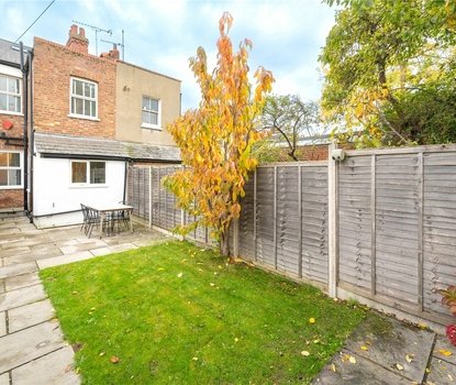 3 Bedroom House For SaleHouse For Sale in High Street, London Colney, St. Albans - Collinson Hall