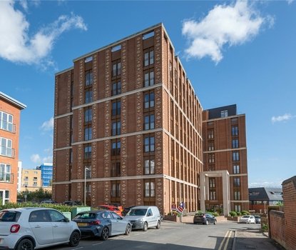 1 Bedroom Apartment For SaleApartment For Sale in Grosvenor Road, St. Albans, Hertfordshire - Collinson Hall