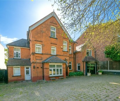 7 Bedroom House For SaleHouse For Sale in London Road, St. Albans, Hertfordshire - Collinson Hall
