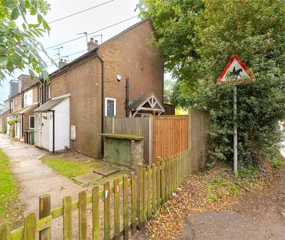 2 Bedroom House Let AgreedHouse Let Agreed in Chiswell Green Lane, St. Albans, Hertfordshire - Collinson Hall