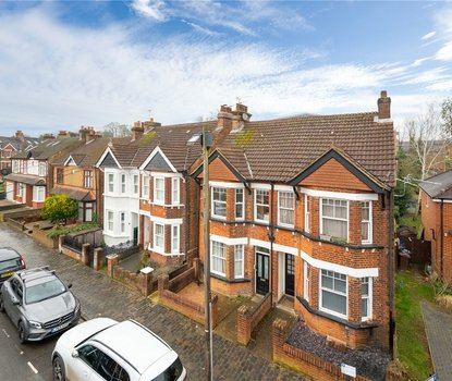 House For Sale in Ramsbury Road, St. Albans, Hertfordshire - Collinson Hall