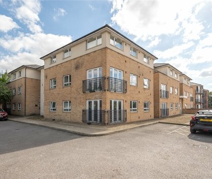 2 Bedroom Apartment Sold Subject to ContractApartment Sold Subject to Contract in The Uplands, Bricket Wood, St. Albans - Collinson Hall