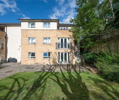 2 Bedroom Apartment For SaleApartment For Sale in The Uplands, Bricket Wood, St. Albans - Collinson Hall