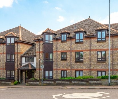 1 Bedroom Apartment For SaleApartment For Sale in Hatfield Road, St. Albans, Hertfordshire - Collinson Hall