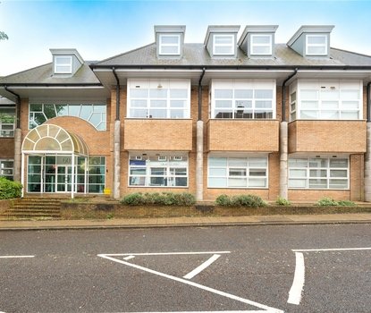 2 Bedroom Apartment Sold Subject to ContractApartment Sold Subject to Contract in London Road, St. Albans - Collinson Hall