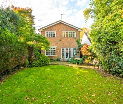 4 Bedroom House Sold Subject to ContractHouse Sold Subject to Contract in Oakwood Road, Bricket Wood, St. Albans - Collinson Hall