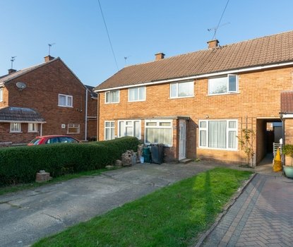 2 Bedroom House Sold Subject to Contract in Cell Barnes Lane, St Albans - Collinson Hall