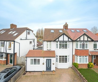 4 Bedroom House Sold Subject to ContractHouse Sold Subject to Contract in Tavistock Avenue, St. Albans, Hertfordshire - Collinson Hall