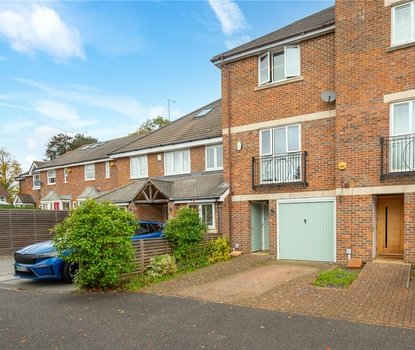 3 Bedroom House For SaleHouse For Sale in Lynch Court, Princess Diana Drive, St. Albans - Collinson Hall