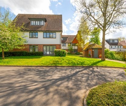 2 Bedroom Apartment For SaleApartment For Sale in Old Mile House Court, St. Albans, Hertfordshire - Collinson Hall