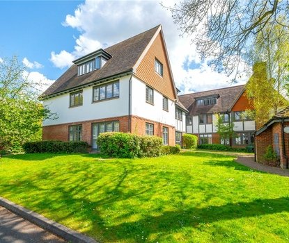 2 Bedroom Apartment For SaleApartment For Sale in Old Mile House Court, St. Albans, Hertfordshire - Collinson Hall