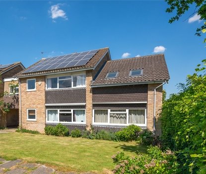 4 Bedroom House Sold Subject to ContractHouse Sold Subject to Contract in Cunningham Hill Road, St. Albans, Hertfordshire - Collinson Hall