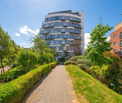 2 Bedroom Apartment For SaleApartment For Sale in Charrington Place, St. Albans, Hertfordshire - Collinson Hall