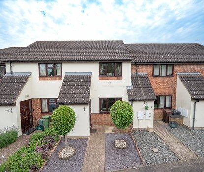 2 Bedroom House For SaleHouse For Sale in Belvedere Gardens, Watford Road, St. Albans - Collinson Hall