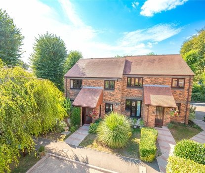 2 Bedroom Apartment For SaleApartment For Sale in Belmont Hill, St. Albans, Hertfordshire - Collinson Hall