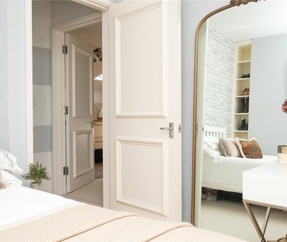 1 Bedroom Apartment For SaleApartment For Sale in Park Street, St. Albans, Hertfordshire - Collinson Hall