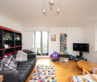 1 Bedroom Apartment For SaleApartment For Sale in London Road, St. Albans, Hertfordshire - Collinson Hall