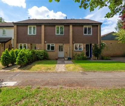 2 Bedroom House LetHouse Let in Richmond Walk, St. Albans - Collinson Hall
