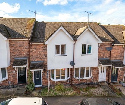 2 Bedroom House For SaleHouse For Sale in Millers Rise, St. Albans, Hertfordshire - Collinson Hall