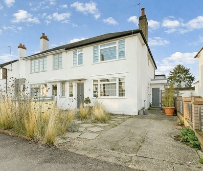 4 Bedroom House Sold Subject to ContractHouse Sold Subject to Contract in Oakwood Drive, St. Albans, Hertfordshire - Collinson Hall