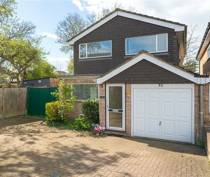 4 Bedroom House Sold Subject to ContractHouse Sold Subject to Contract in Pine Grove, Bricket Wood, St. Albans - Collinson Hall