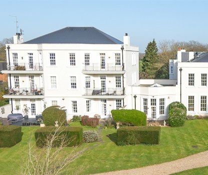 2 Bedroom Apartment For SaleApartment For Sale in Highfield Hall Highfield Lane, Tyttenhanger, St. Albans - Collinson Hall