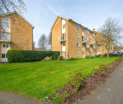 3 Bedroom Apartment For SaleApartment For Sale in Hughenden Road, St. Albans, Hertfordshire - Collinson Hall