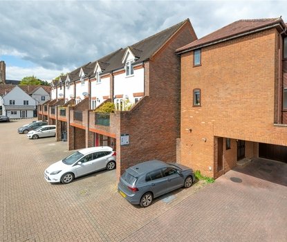 2 Bedroom House Sold Subject to ContractHouse Sold Subject to Contract in Pageant Road, St. Albans, Hertfordshire - Collinson Hall