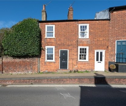 2 Bedroom House For SaleHouse For Sale in Spencer Street, St. Albans, Hertfordshire - Collinson Hall