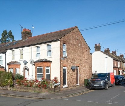 Apartment For Sale in Cambridge Road, St. Albans, Hertfordshire - Collinson Hall