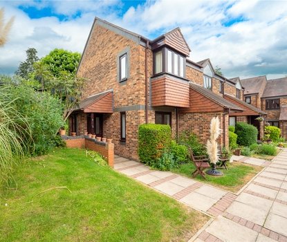2 Bedroom Apartment Sold Subject to ContractApartment Sold Subject to Contract in Belmont Hill, St. Albans, Hertfordshire - Collinson Hall
