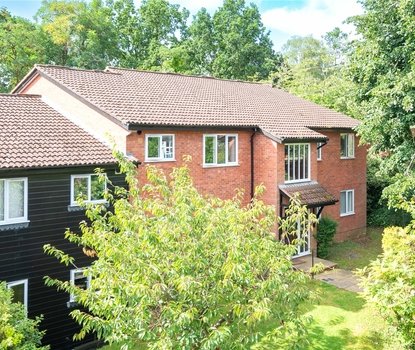1 Bedroom Apartment LetApartment Let in Canterbury Court, Battlefield Road, St. Albans - Collinson Hall