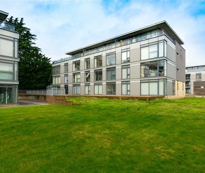 1 Bedroom Apartment LetApartment Let in Whitley Court, Newsom Place, Hatfield Road - Collinson Hall