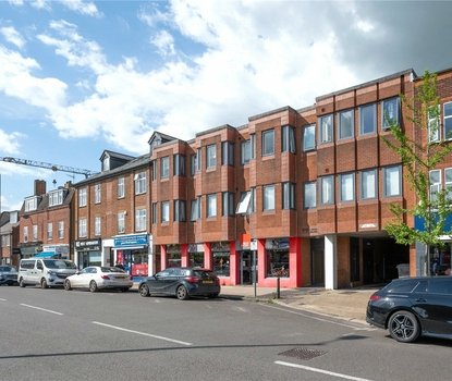 1 Bedroom Apartment For SaleApartment For Sale in Victoria Street, St. Albans, Hertfordshire - Collinson Hall