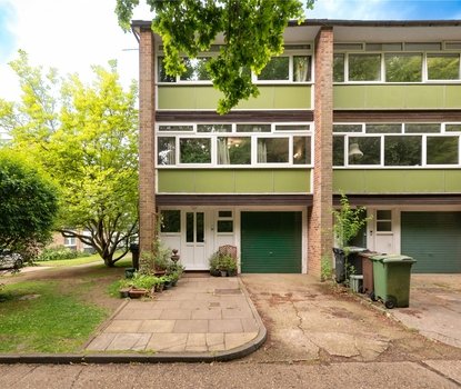 House Let in Abbots Park, St. Albans - Collinson Hall