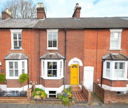 2 Bedroom House For SaleHouse For Sale in Clifton Street, St. Albans, Hertfordshire - Collinson Hall